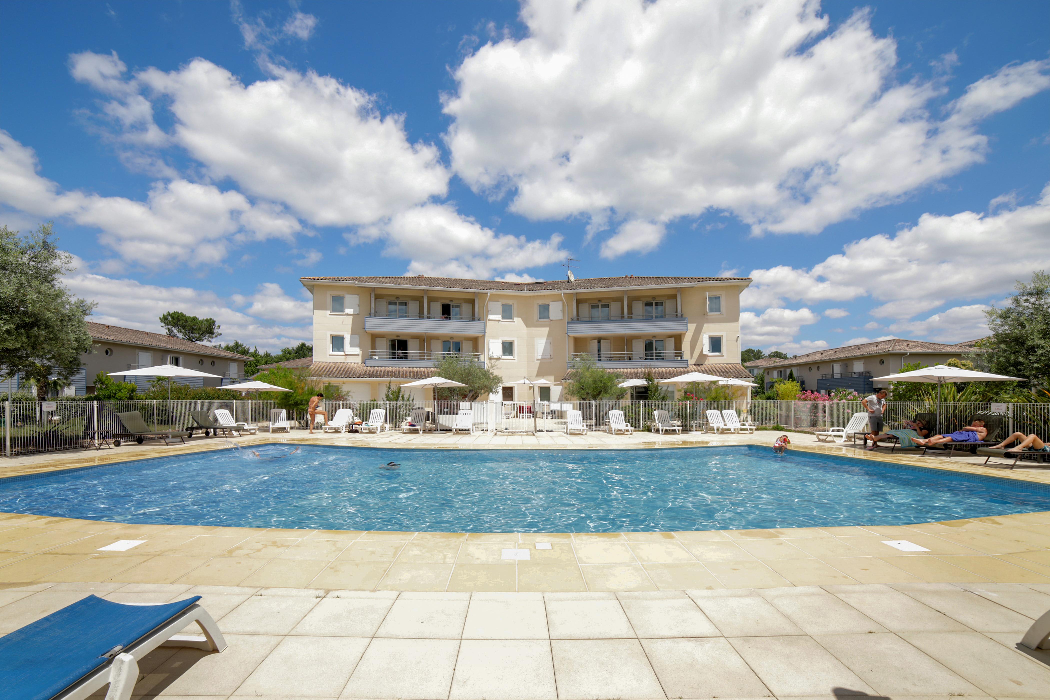 Appart'City Classic Bordeaux Aeroport St Jean D'Illac Сен-Жан-д'Ияк Экстерьер фото