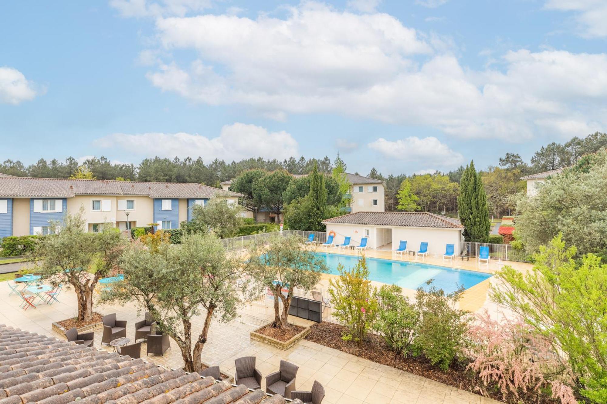 Appart'City Classic Bordeaux Aeroport St Jean D'Illac Сен-Жан-д'Ияк Экстерьер фото